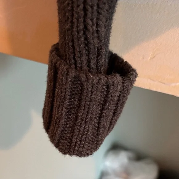 Men’s dark gray zip up hooded Sweater - Picture 4 of 5